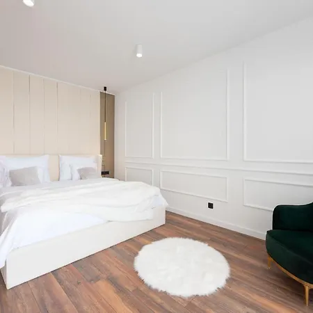 Ferienhaus Fur 8 Personen Und 2 In Opatija, Kvarner Bucht Gespanschaft Priorje-gorski Holiday home Opatija