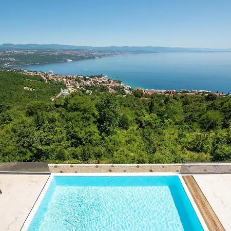 Ferienhaus Fur 8 Personen Und 2 In Opatija, Kvarner Bucht Gespanschaft Priorje-gorski Holiday home